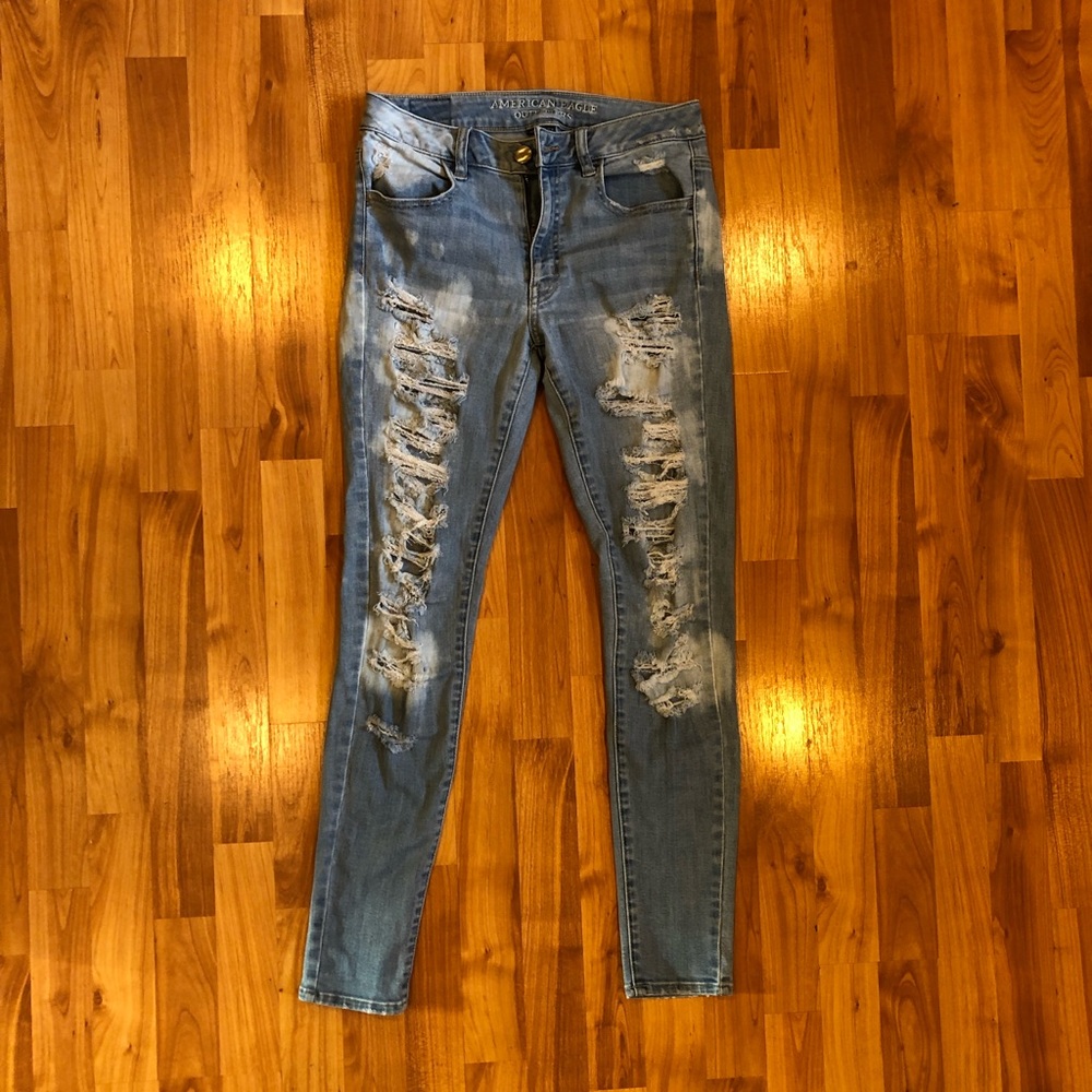 AE Jeans Size 6 Super Stretch